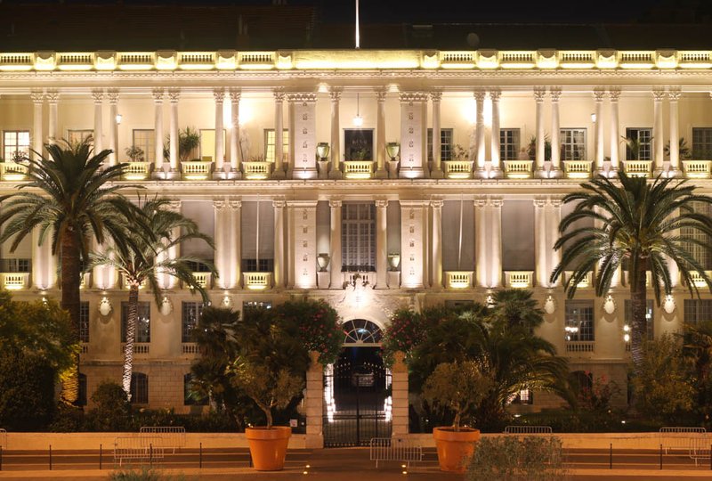 Palais Sarde at night