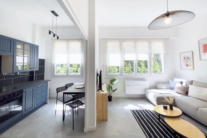 2 Bedroom · 3 rooms in Carre d'Or