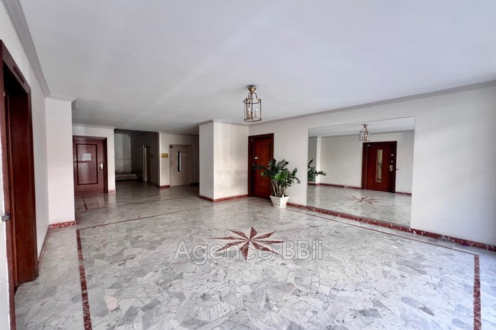 2 Bedroom · 3 rooms in Musicians Quarter