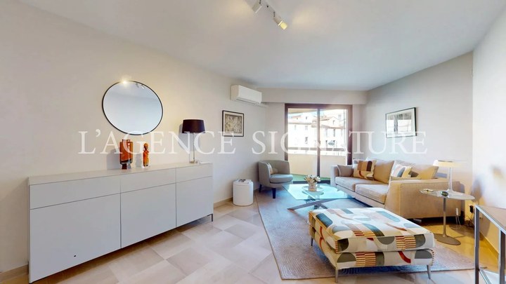 1 Bedroom · 2 rooms in Carre d'Argent