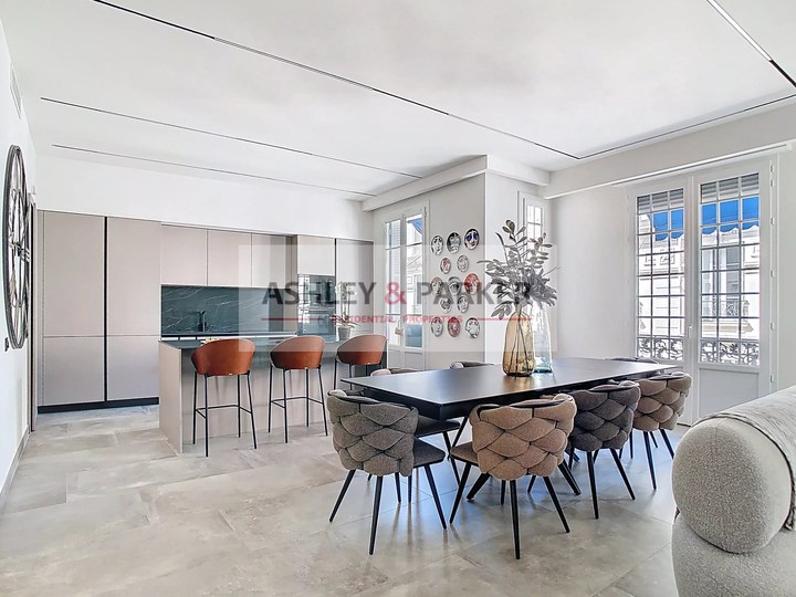 2 Bedroom · 4 rooms in Musicians Quarter