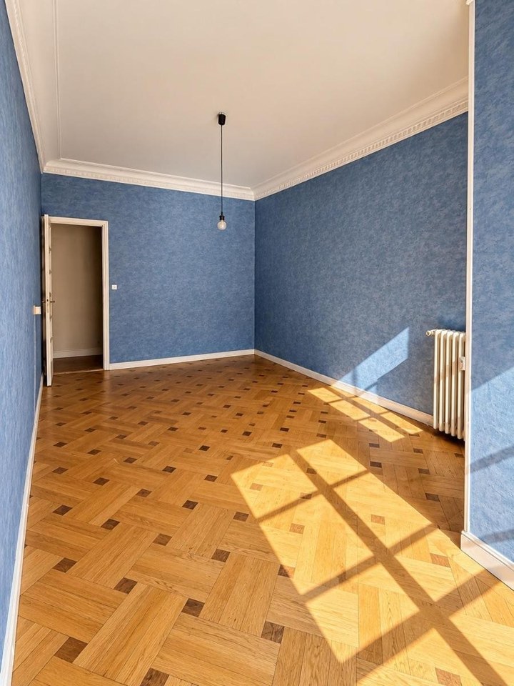 2 Bedroom · 4 rooms in Musicians Quarter