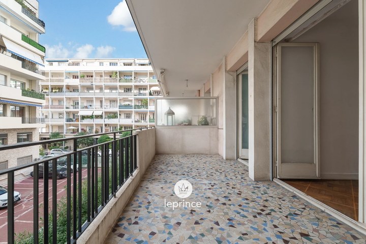 1 Bedroom · 1 rooms in Musicians Quarter