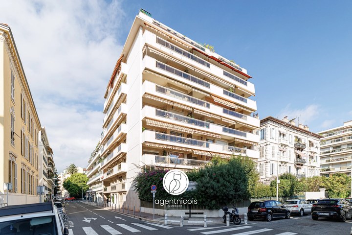 2 Bedroom · 3 rooms in Musicians Quarter