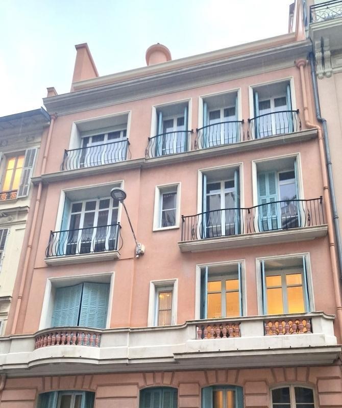 2 Bedroom · 3 rooms in Musicians Quarter